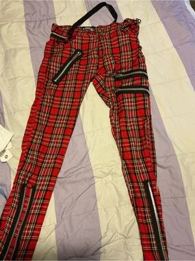 Red Plaid Zip-Accent Skinny Pants
